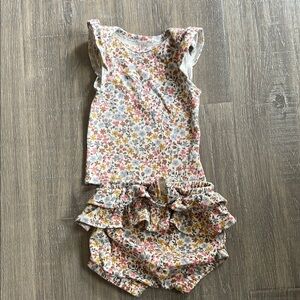 Little Planet by Carters Floral Outfit